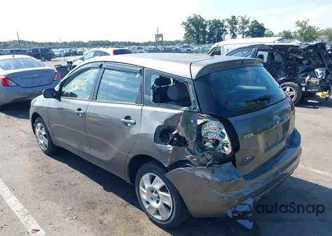 2004 Toyota Matrix Xr z USA, uszkodzony, nr VIN 2T1KR32E64C213815